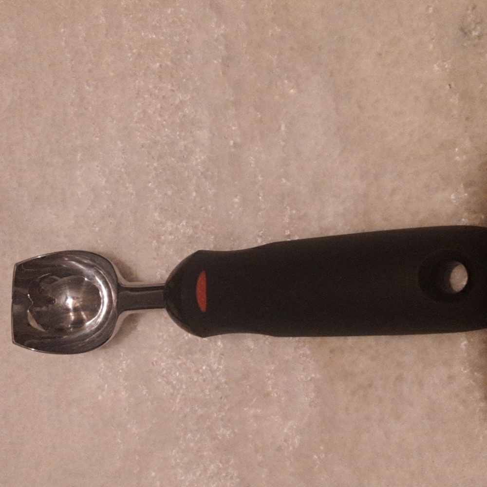 OXO Ice Cream scoop